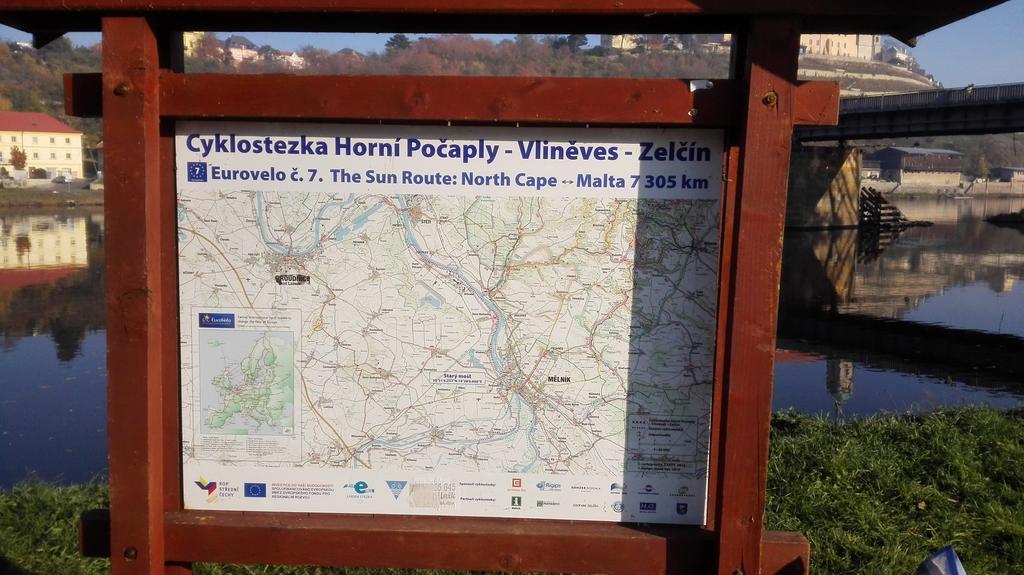 Zoopark Zelcin Villa Melnik Luaran gambar